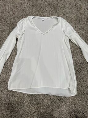 Old Navy White V-Neck Long Sleeve Blouse with Braided Trim